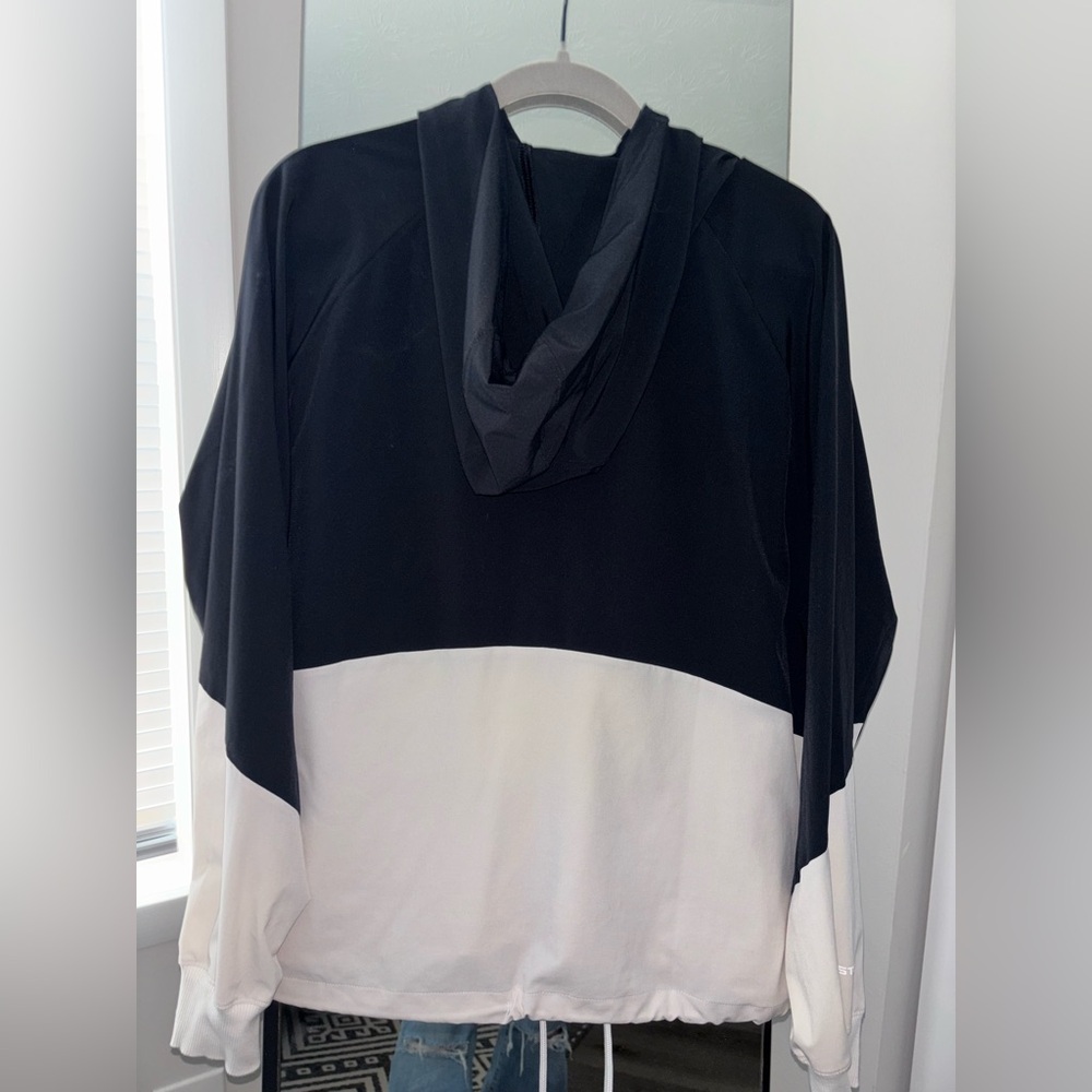 Under Armor Windbreaker Bundle - image 7